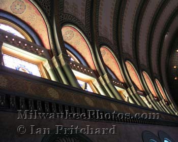 Photograph of Windows in Union Station St Louis from www.MilwaukeePhotos.com (C) Ian Pritchard